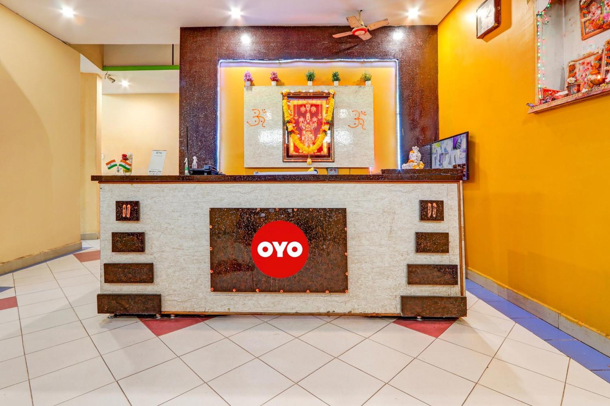 Oyo Flagship Hotel Samruddhi Lodge Nirmal  Luaran gambar