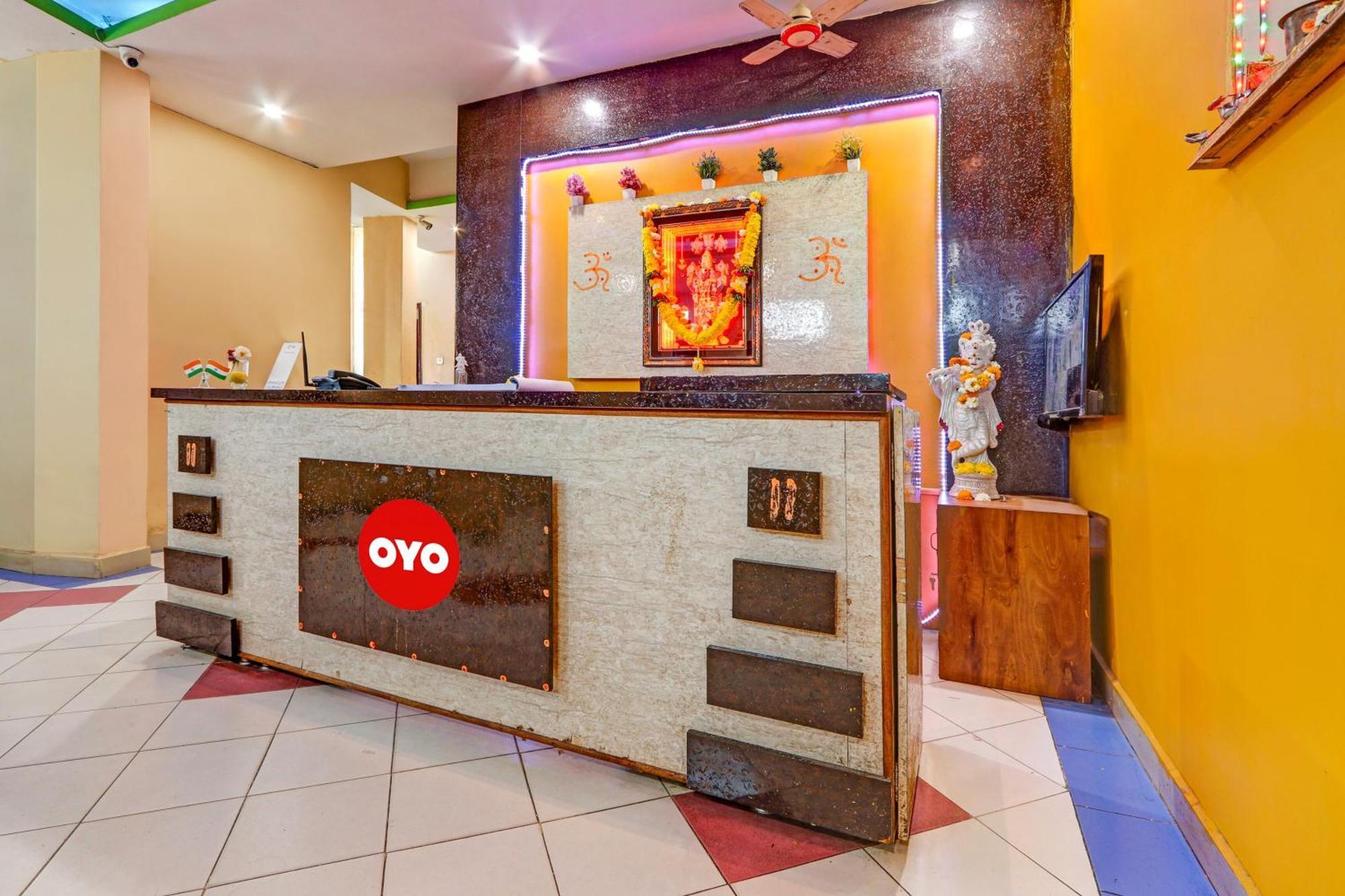 Oyo Flagship Hotel Samruddhi Lodge Nirmal  Luaran gambar